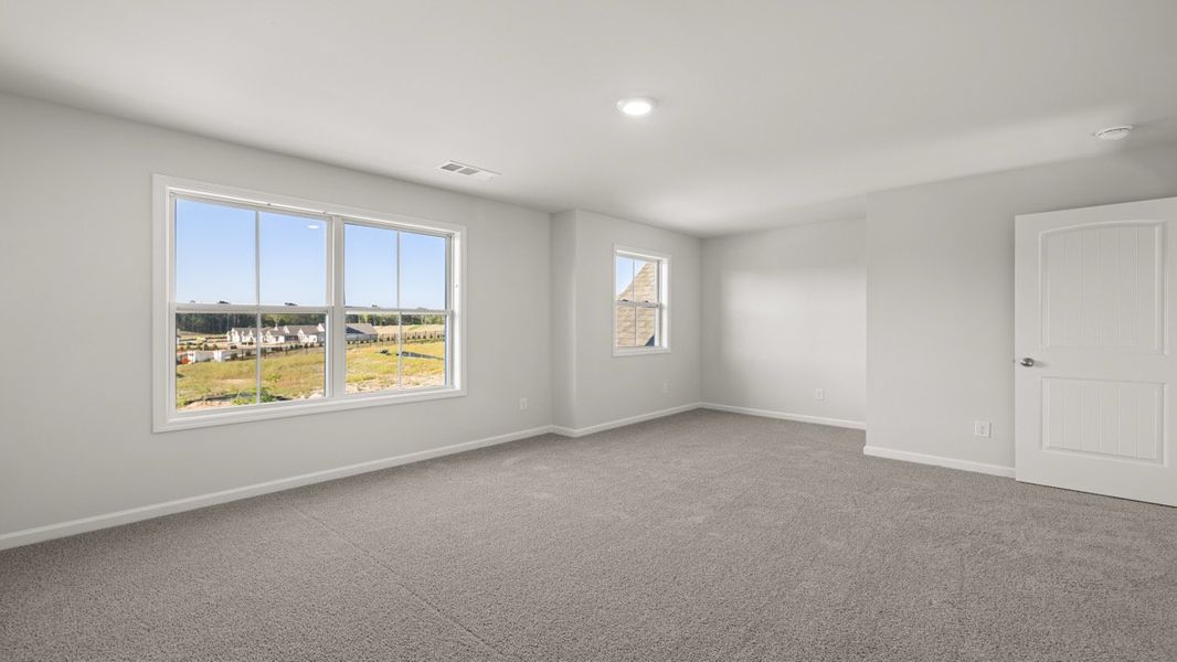 Representative unfurnished interior of a home built from the BELLVIEW by D.R. Horton in Hamptons at Riverwood East, Dallas (Image 30).