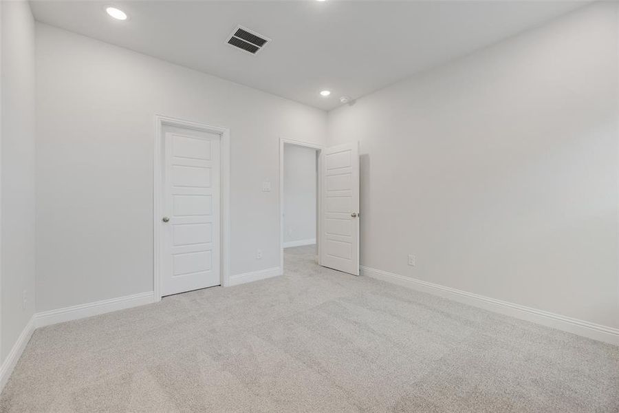 Spacious, unfurnished interior of a new home in Arbors at Legacy Hills, Celina (Image 22). Spacious, unfurnished interior of a new home in Arbors at Legacy Hills, Celina (Image 22).