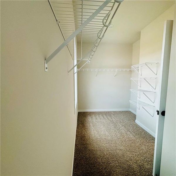Spacious, unfurnished interior of a new home in Rosewood Lake Estates, Hoschton (Image 22). Spacious, unfurnished interior of a new home in Rosewood Lake Estates, Hoschton (Image 22).