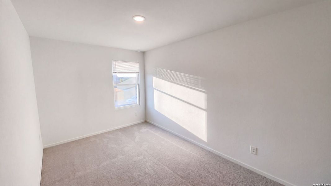 Spacious, unfurnished interior of a new home in Landon Ridge, San Antonio (Image 18).