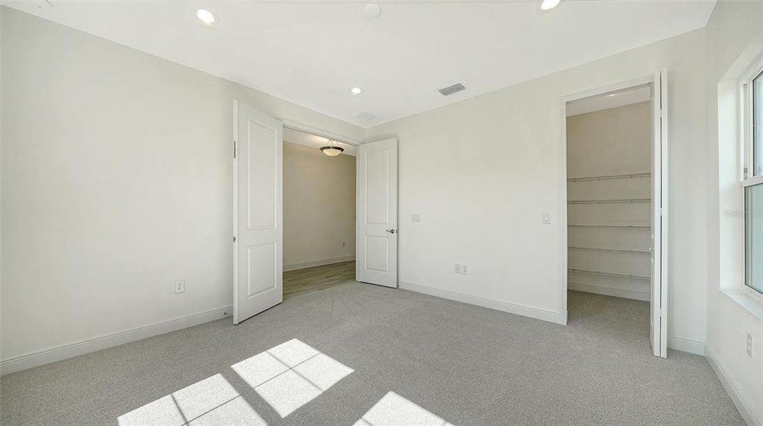 Spacious, unfurnished interior of a new home in Windward, Sarasota (Image 24). Spacious, unfurnished interior of a new home in Windward, Sarasota (Image 24).