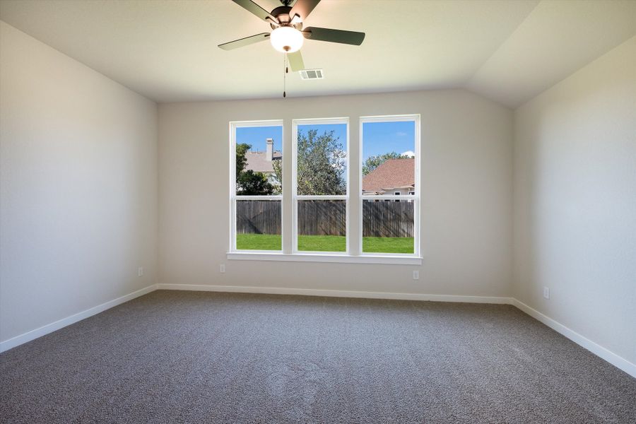 Spacious, unfurnished interior of a new home in Veramendi, New Braunfels (Image 20). Spacious, unfurnished interior of a new home in Veramendi, New Braunfels (Image 20).
