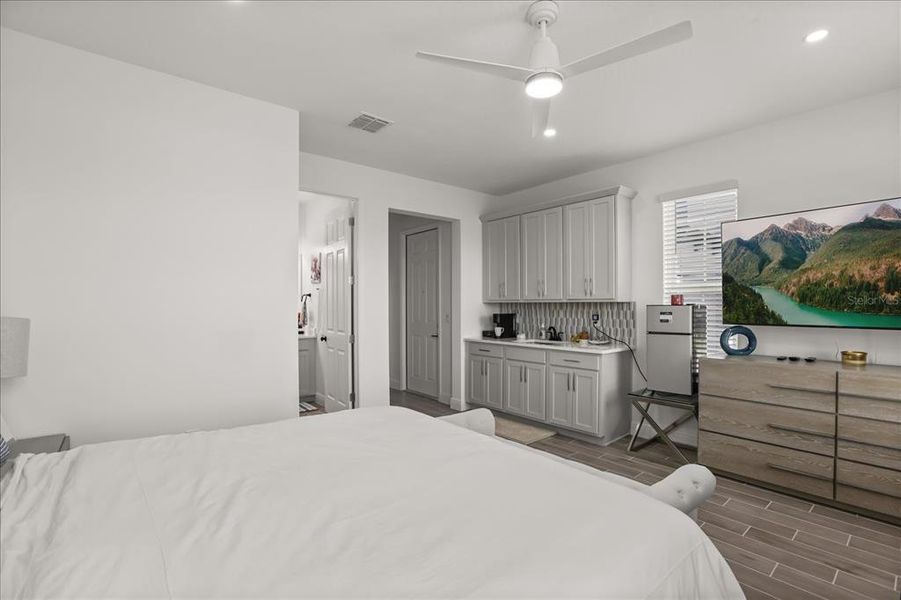 Furnished interior view inside a new home in Bargrove Estates, Mount Dora (Image 56). Furnished interior view inside a new home in Bargrove Estates, Mount Dora (Image 56).