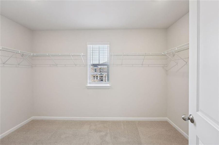 Spacious, unfurnished interior of a new home in Creekside at Oxford Park, Fairburn (Image 43).