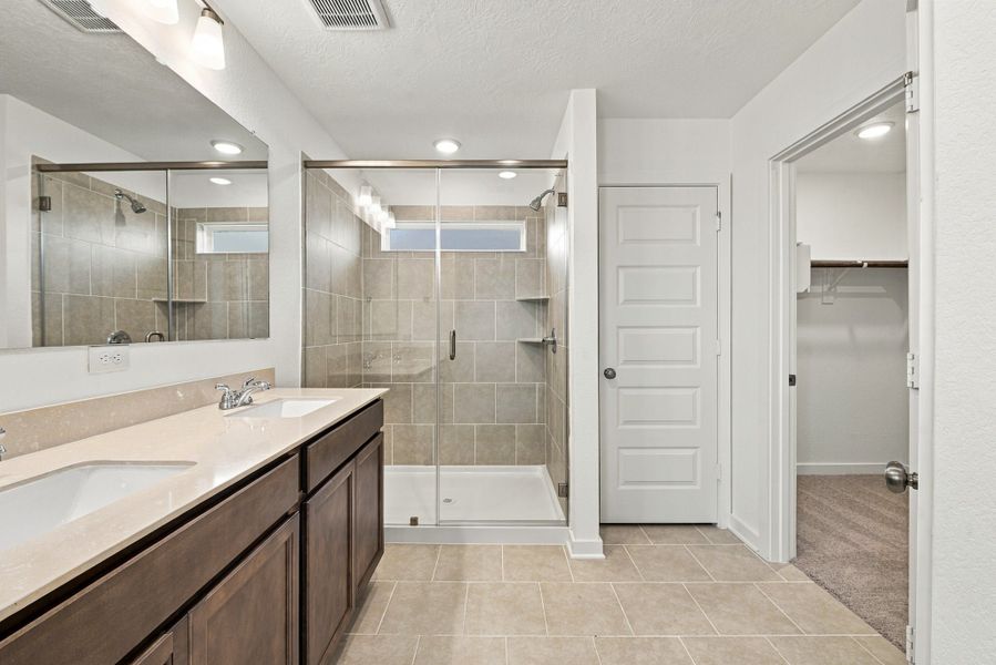 Furnished interior view inside a new home in Arrowhead Farms, Caldwell (Image 7). Furnished interior view inside a new home in Arrowhead Farms, Caldwell (Image 7).
