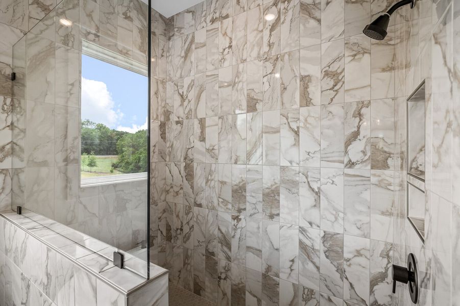 6br New Home in Thompson's Station, TN.  - Slide 36