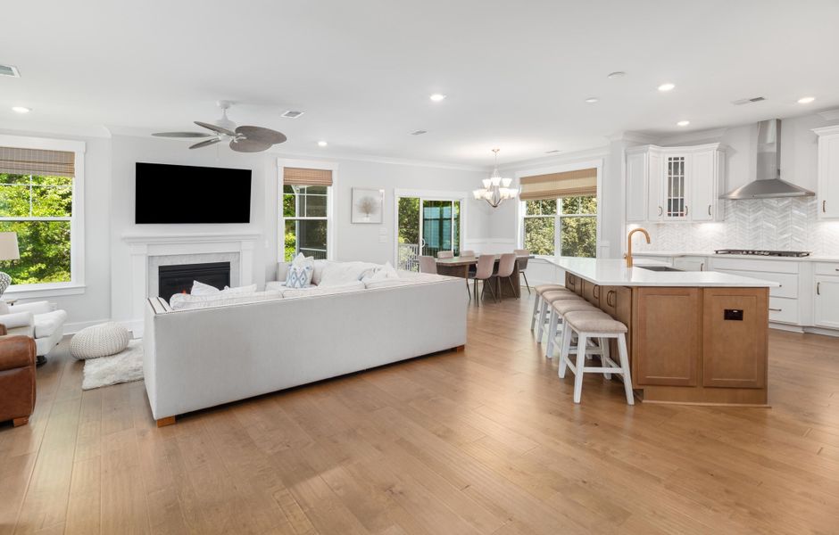 Furnished interior view inside a new home in , Wando (Image 11).