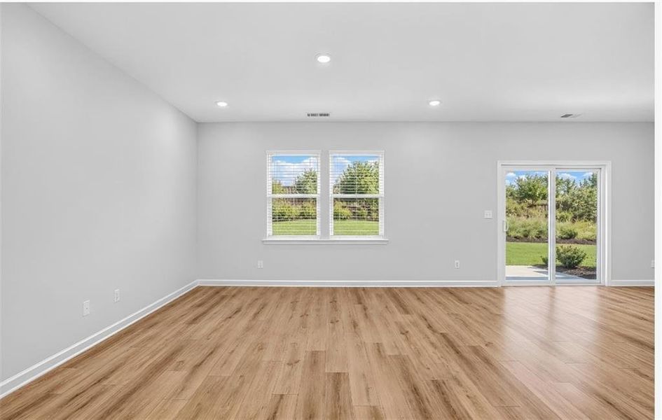 Spacious, unfurnished interior of a new home in Millers Pointe, Conyers (Image 9).