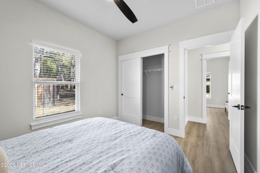 Spacious, unfurnished interior of a new home in , Jacksonville (Image 23).