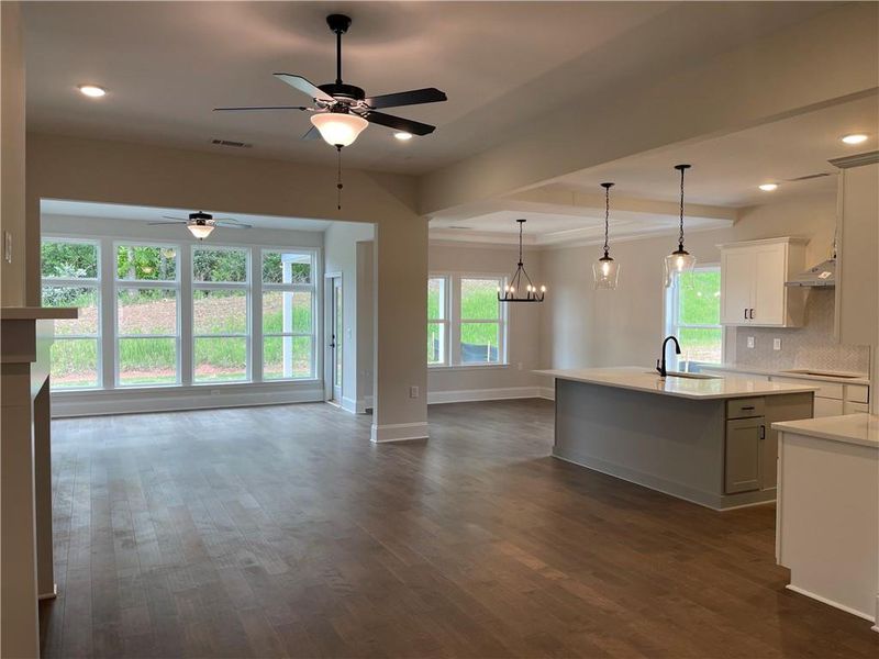 Spacious, unfurnished interior of a new home in , Gainesville (Image 34).