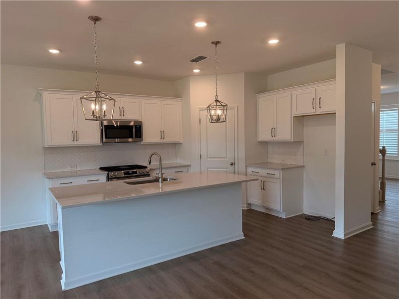 Furnished interior view inside a new home in Creekside, Dawsonville (Image 33).