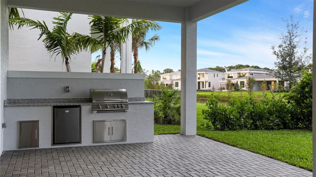 Exterior details and patio area of a home in , Palm Beach Gardens (Image 4).