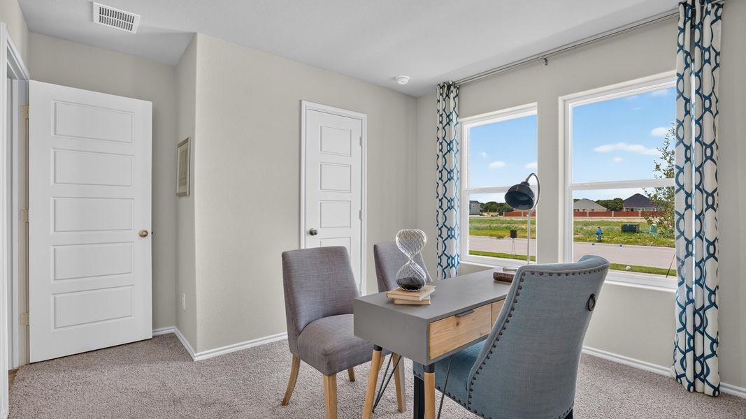 Furnished interior view inside a new home in Rock Creek West, Fort Worth (Image 28). Furnished interior view inside a new home in Rock Creek West, Fort Worth (Image 28).
