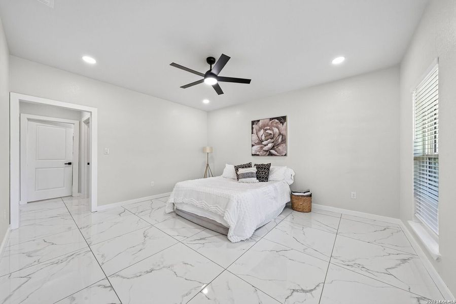 Furnished interior view inside a new home in , Natalia (Image 12).
