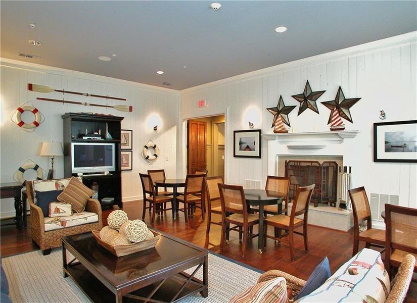 Furnished interior view inside a new home in , Gainesville (Image 19).