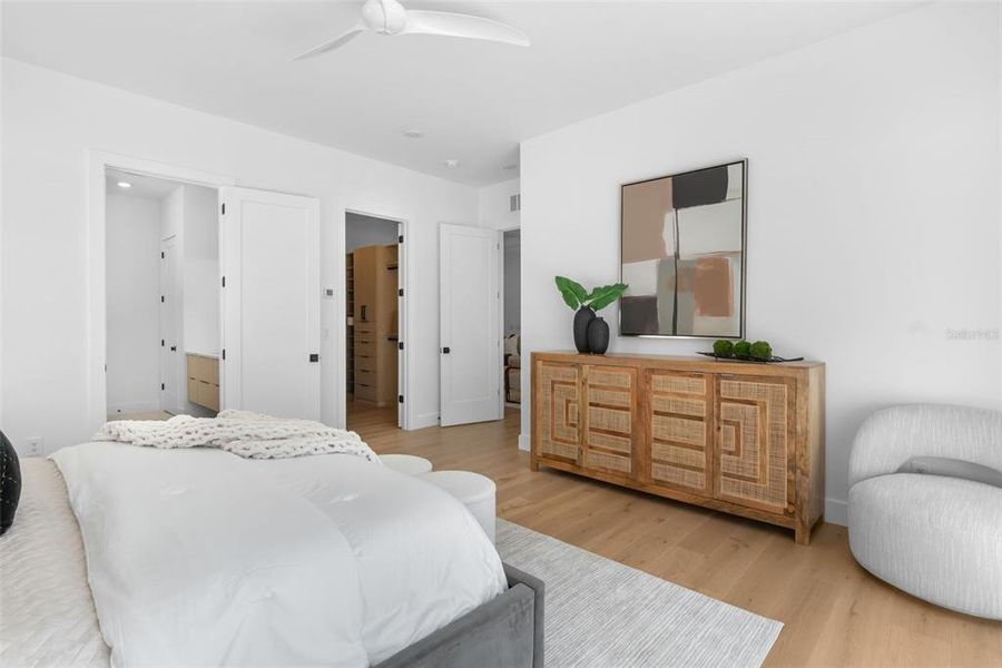 Furnished interior view inside a new home in , Sarasota (Image 57).