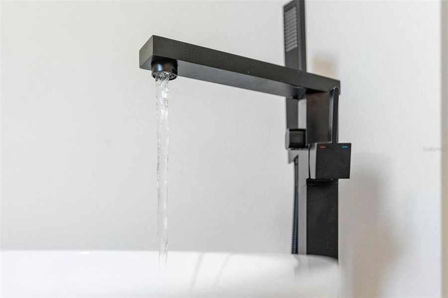 Close-up of interior finishes inside a home in , Citrus Springs (Image 15). Close-up of interior finishes inside a home in , Citrus Springs (Image 15).