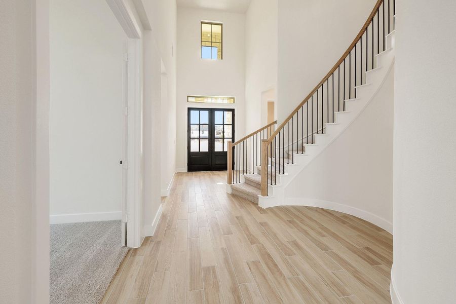 Spacious, unfurnished interior of a new home in Parmer Ranch - 60', Georgetown (Image 17).