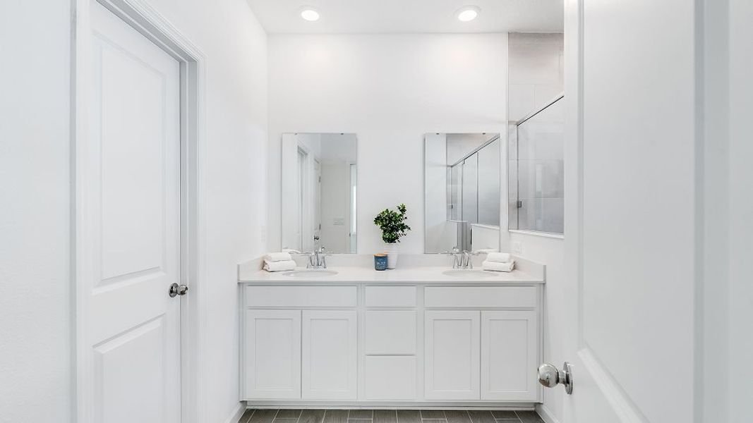 Halle plan Owners suite bath Halle plan Owners suite bath