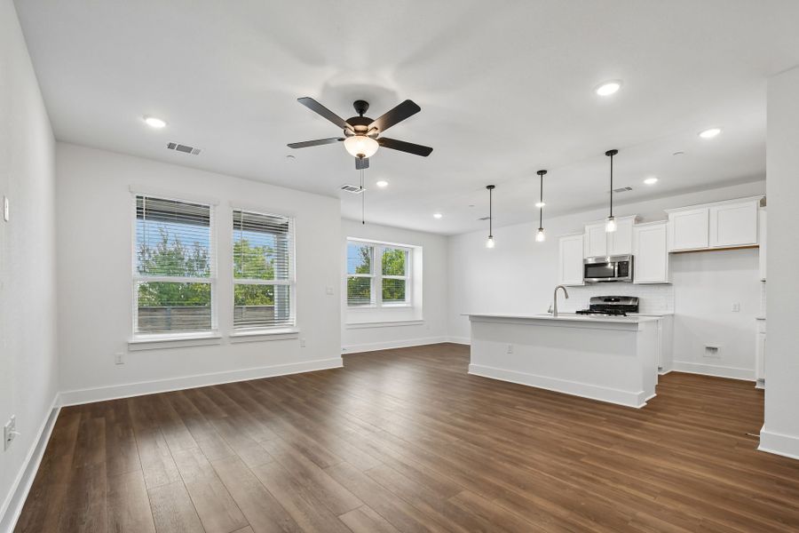 Spacious, unfurnished interior of a new home in Center 45, Round Rock (Image 23). Spacious, unfurnished interior of a new home in Center 45, Round Rock (Image 23).