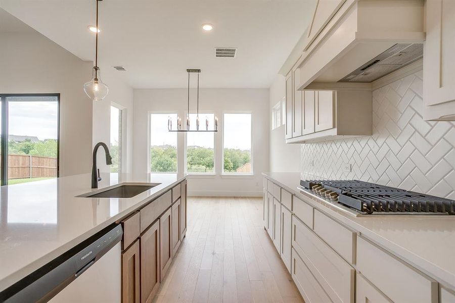Furnished interior view inside a new home in Talon Hills, Fort Worth (Image 5). Furnished interior view inside a new home in Talon Hills, Fort Worth (Image 5).