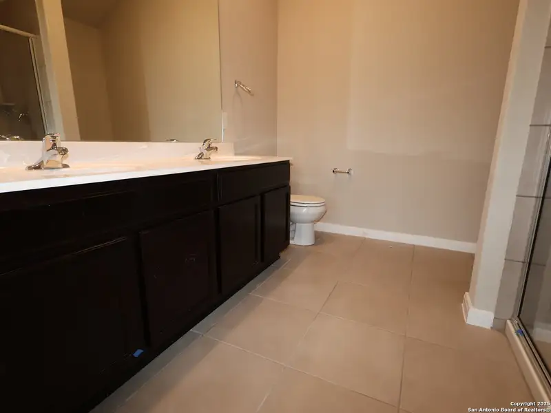 Image 32 of a home in Agave. Image 32 of a home in Agave.