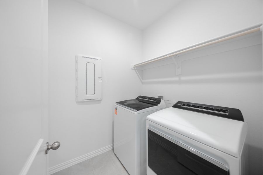 Close-up of interior finishes inside a home in Whitewing Trails, Princeton (Image 20).
