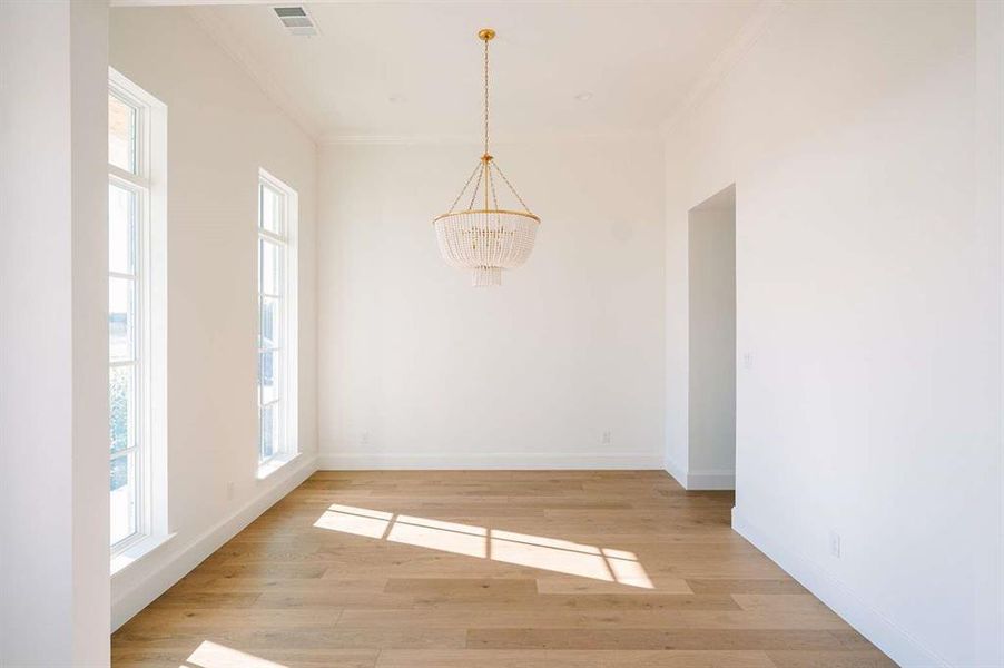 Spacious, unfurnished interior of a new home in , Aledo (Image 21).