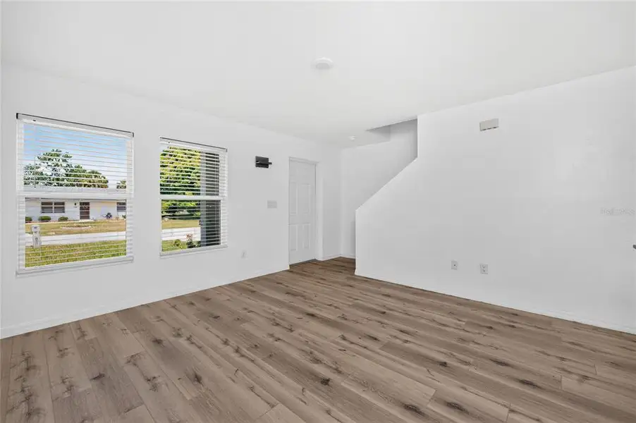 Spacious, unfurnished interior of a new home in , Port Charlotte (Image 23).