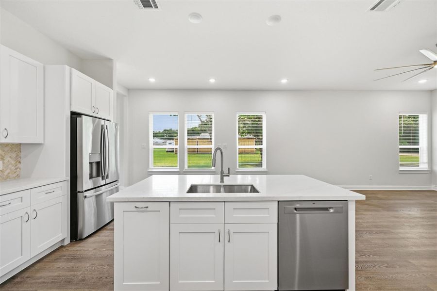 Furnished interior view inside a new home in , Hempstead (Image 6).