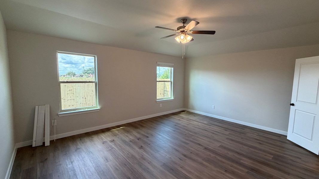 Spacious, unfurnished interior of a new home in The Lakes Northwest, Corpus Christi (Image 36).