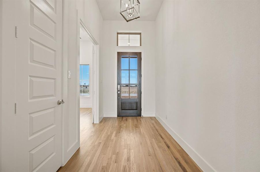 Spacious, unfurnished interior of a new home in Settlers Glen, New Fairview (Image 20).