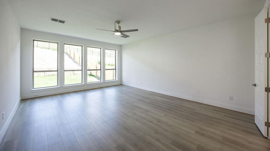 Spacious, unfurnished interior of a new home in Palmera Ridge, Leander (Image 14). Spacious, unfurnished interior of a new home in Palmera Ridge, Leander (Image 14).