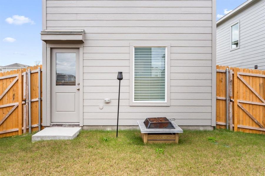 Exterior details and patio area of a home in Tillage Farms: Wellton Haven, Princeton (Image 4).