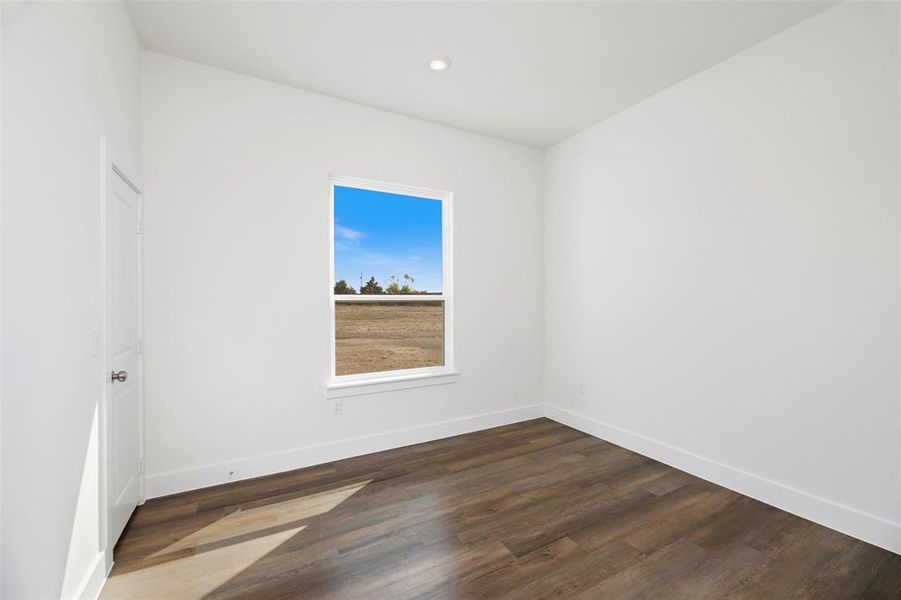 Spacious, unfurnished interior of a new home in , Princeton (Image 14).