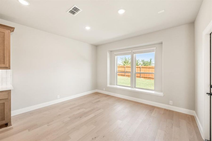 Spacious, unfurnished interior of a new home in The Grove, Midlothian (Image 23).