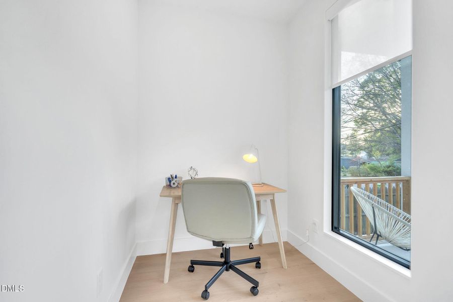 1-web-or-mls-DSC04799 1-web-or-mls-DSC04799