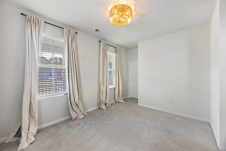Spacious, unfurnished interior of a new home in Sweetgrass at Summers Corner, Summerville (Image 16). Spacious, unfurnished interior of a new home in Sweetgrass at Summers Corner, Summerville (Image 16).