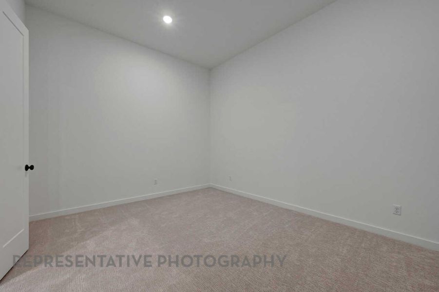 Spacious, unfurnished interior of a new home in Meridiana, Manvel (Image 16).