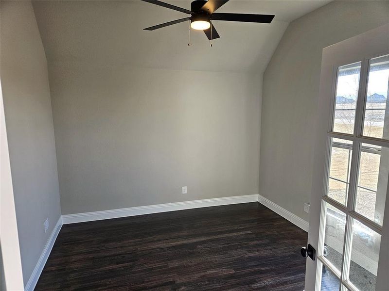 Spacious, unfurnished interior of a new home in , Van Alstyne (Image 19).