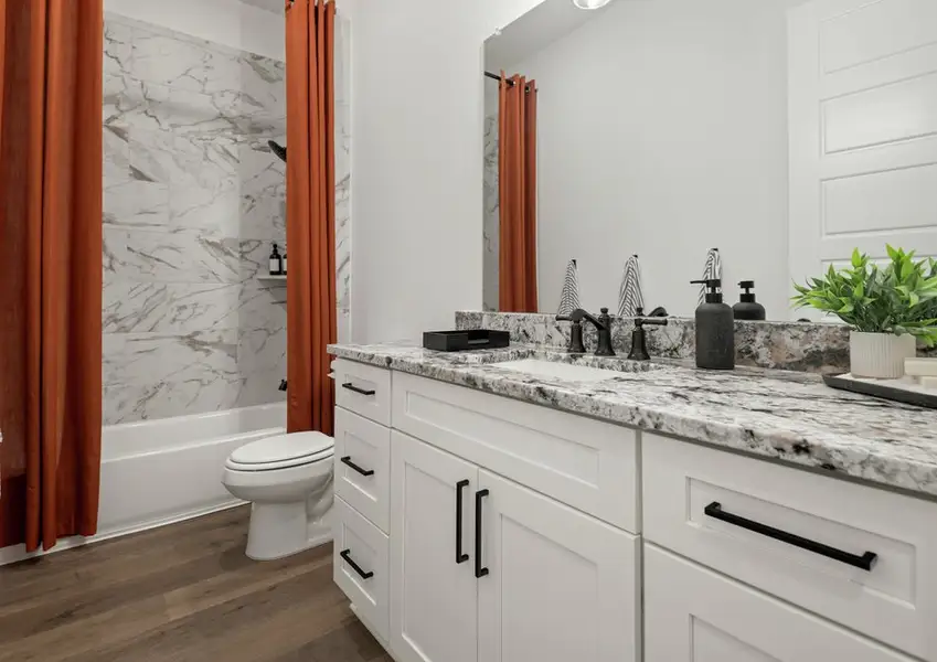 Beautiful secondary bathrooms. Beautiful secondary bathrooms.