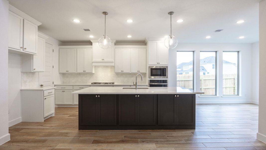 Furnished interior view inside a new home in Parmer Ranch, Georgetown (Image 11).