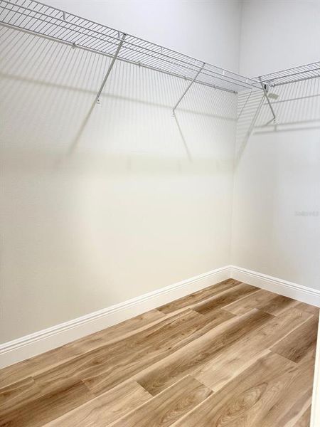 Spacious, unfurnished interior of a new home in , Ocala (Image 24).