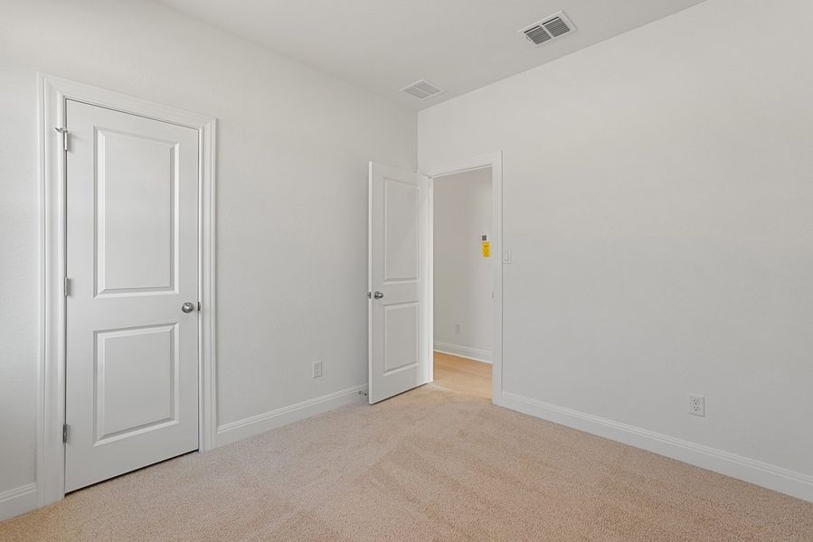 Spacious, unfurnished interior of a new home in Sage Hollow, Kyle (Image 24). Spacious, unfurnished interior of a new home in Sage Hollow, Kyle (Image 24).