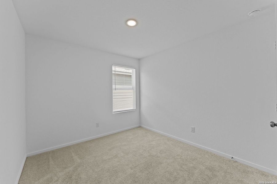 Spacious, unfurnished interior of a new home in Higdon Crossing, San Antonio (Image 11). Spacious, unfurnished interior of a new home in Higdon Crossing, San Antonio (Image 11).