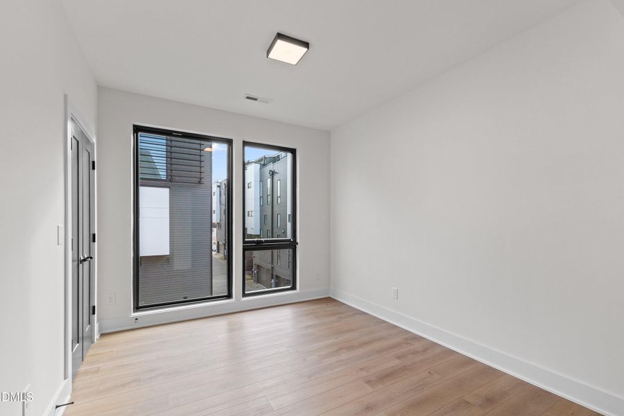 52-512 Gordon St, 1101_0699