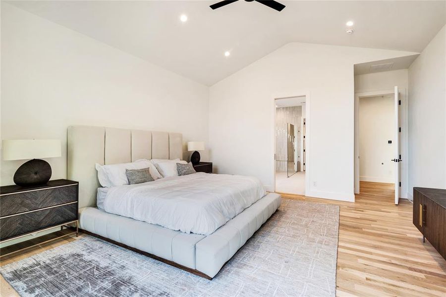 Furnished interior view inside a new home in , Dallas (Image 16). Furnished interior view inside a new home in , Dallas (Image 16).