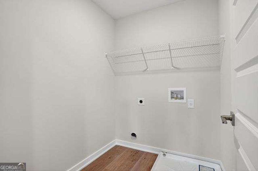 Spacious, unfurnished interior of a new home in Killian Manor at The Adares, Adairsville (Image 29).