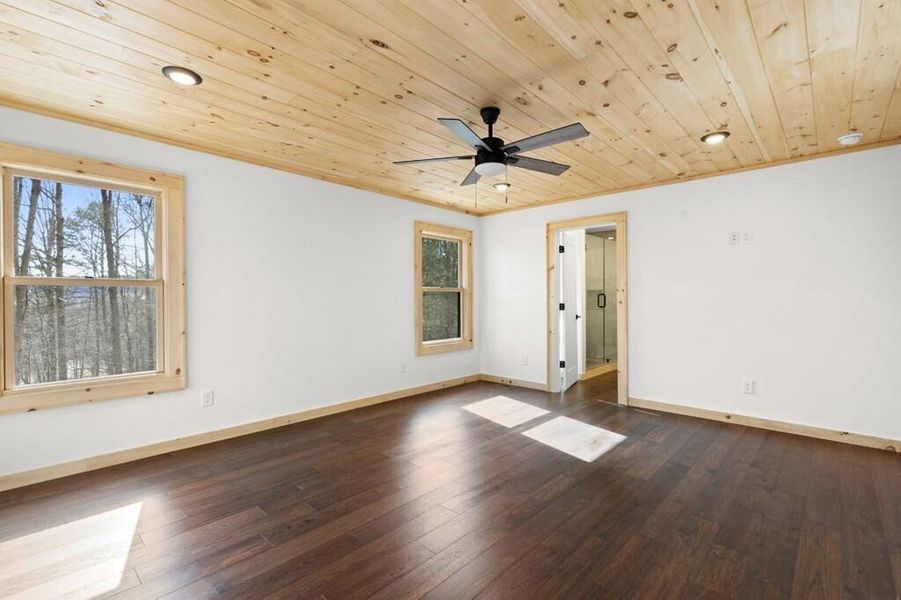 Spacious, unfurnished interior of a new home in , Morganton (Image 23).