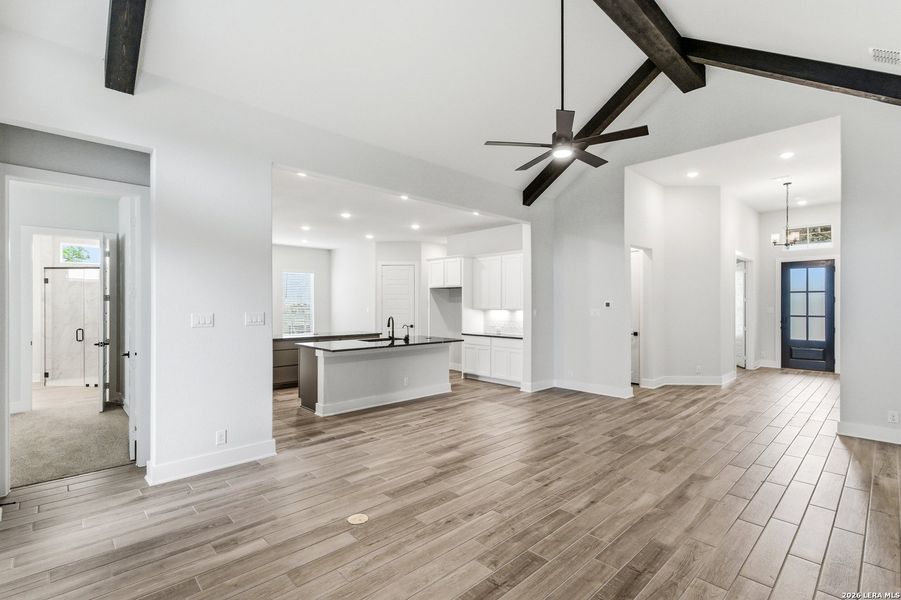 Spacious, unfurnished interior of a new home in Esperanza 50's, Boerne (Image 38). Spacious, unfurnished interior of a new home in Esperanza 50's, Boerne (Image 38).